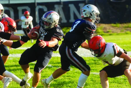 Raiders hold off Tigers for 35-32 win